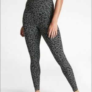 Athleta Elation Ultra High Rise Legging, Dusty Olive Green Leopard Print, Size M